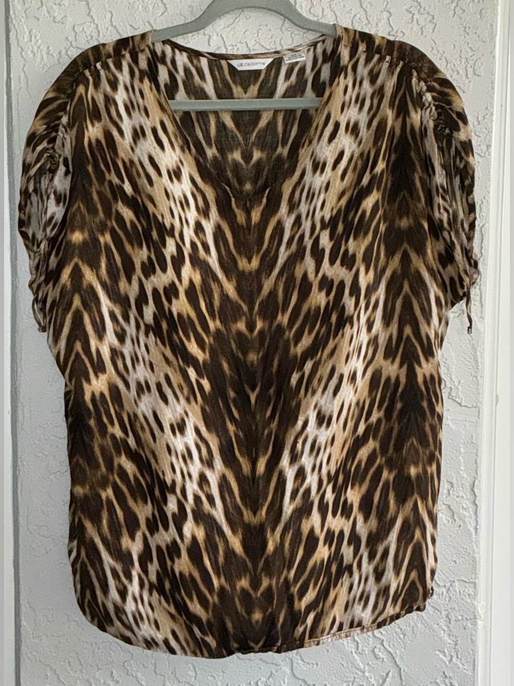 Liz Claiborne Brown Leopard Print V-Neck Blouse